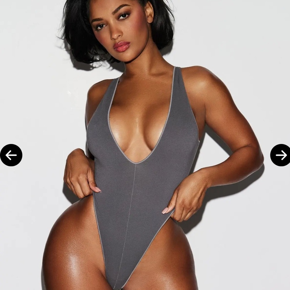 NWT SKIMS deep plunge washed jersey bodysuit ash gray black faded soft cozy S/M